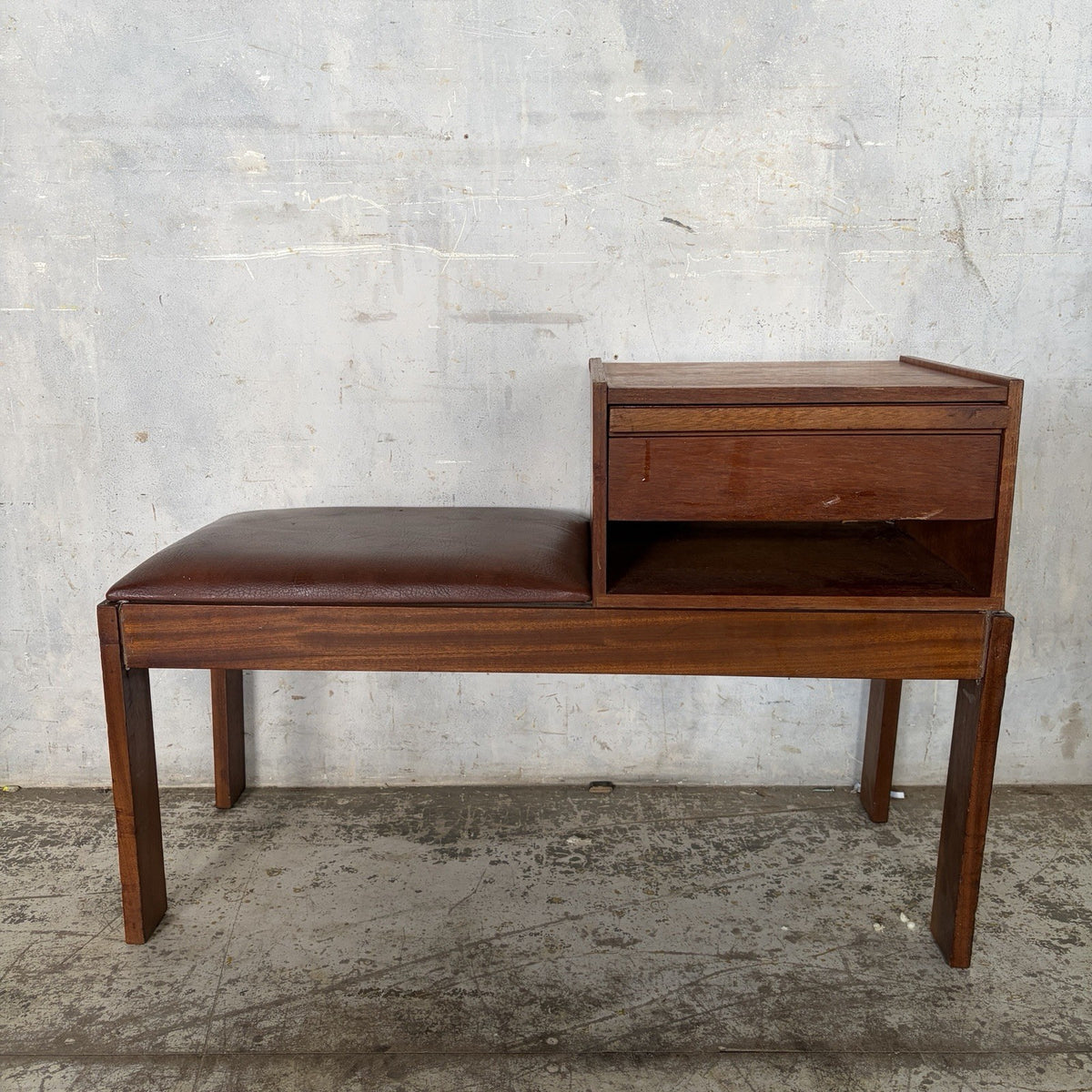 Mid Century Chippy Heath Teak Telephone Bench – original photograph 3