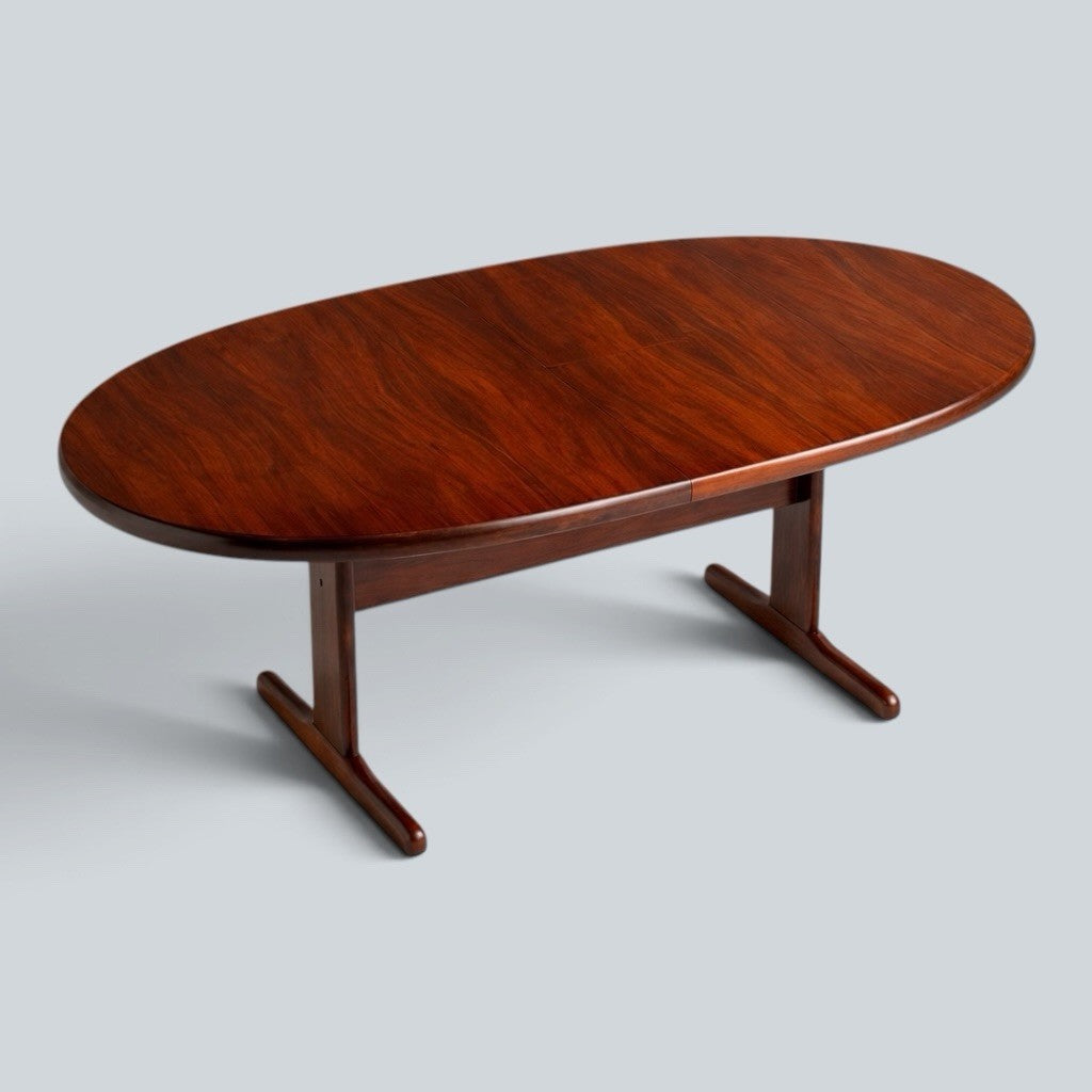 Skovby Danish Rosewood Oval Extending Dining Table – original photograph 2