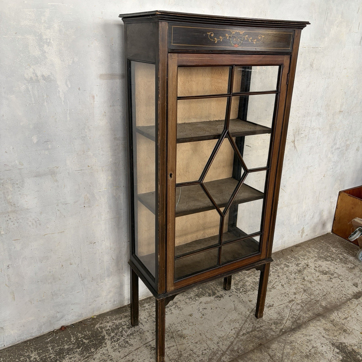Antique Edwardian Mahogany-Toned Glazed Display Cabinet – original photograph 5