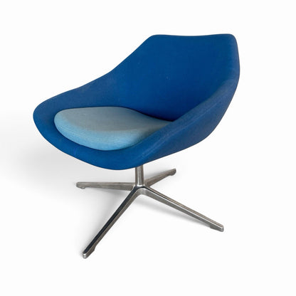 Space Age Style Blue Swivel Lounge Chair – original photograph 2