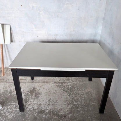Mid Century White Formica Draw Leaf Extending Dining Table – original photograph 7