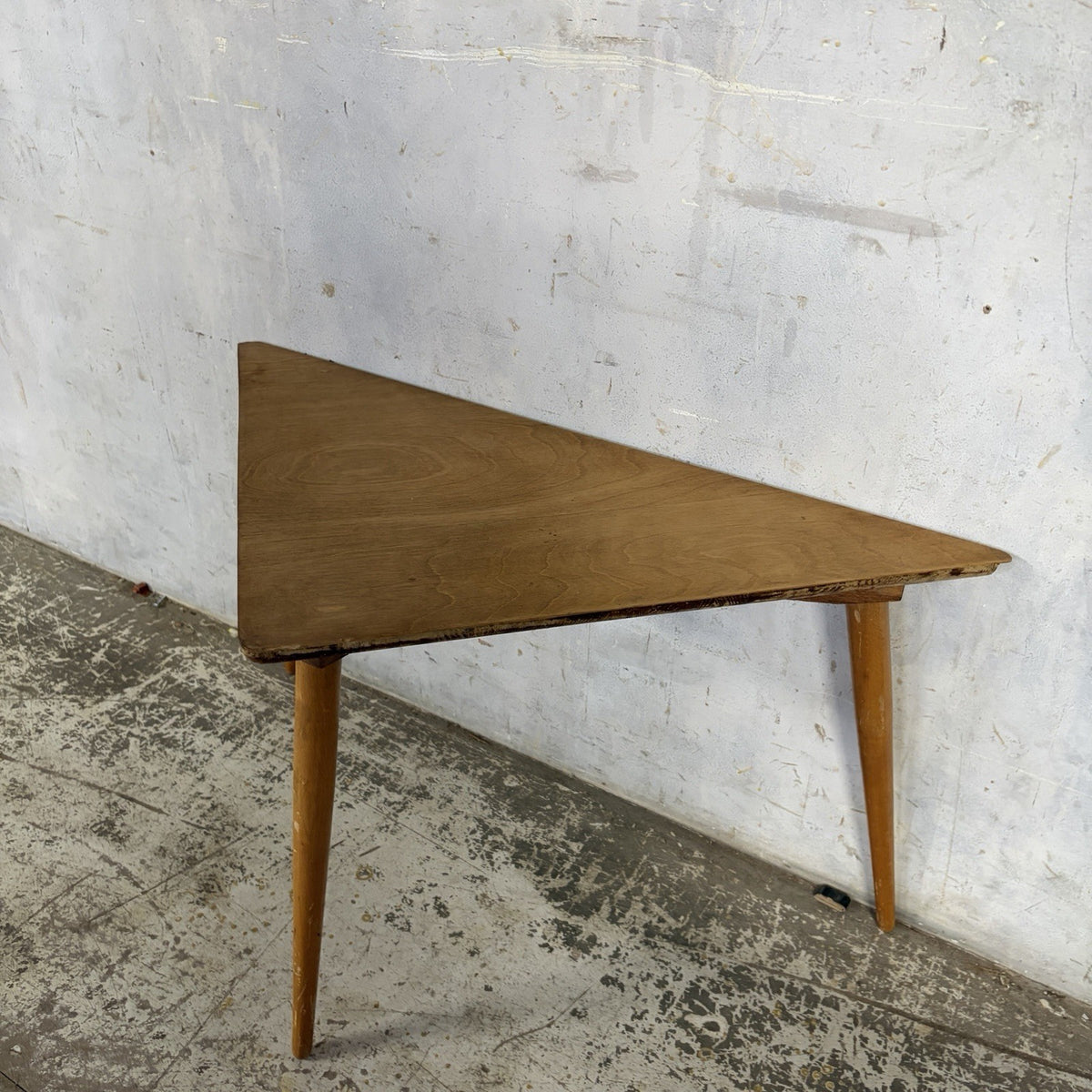Mid Century Triangular Oak Side Table – original photograph 3