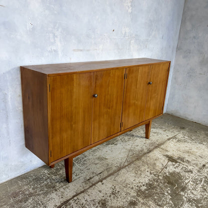 Mid Century Walnut-Finish Slim Sideboard – Gordon Russell Attributed – original photograph 6