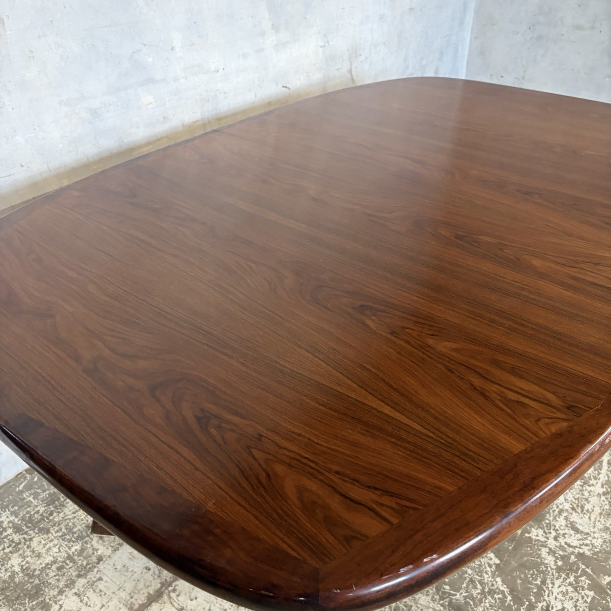 Dyrlund Danish Rosewood Extending Dining Table – Two Leaves, 165–265 cm – original photograph 4
