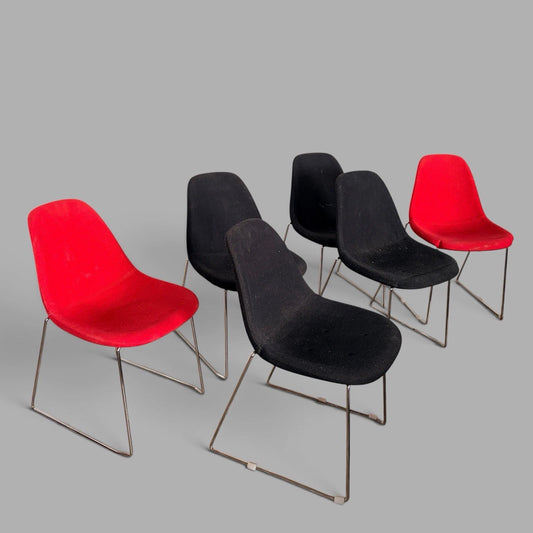 Set of six black and red stackable egg chairs – main view